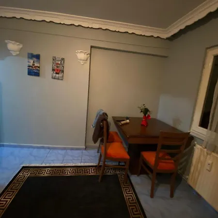 Perfect Flat In The Center Of